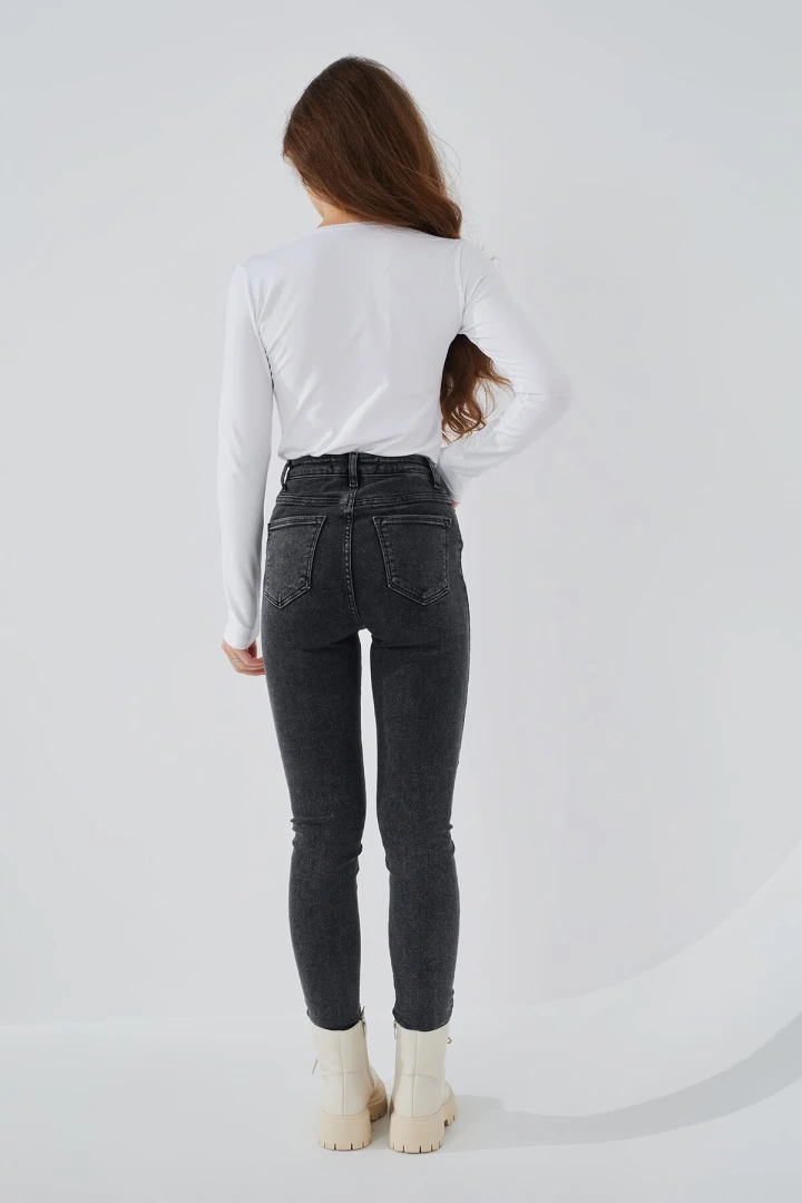 Джинси Slim Fit жіночі On me 3103 baza 32 Темно-сірий (2000989542063D)  Фото №2