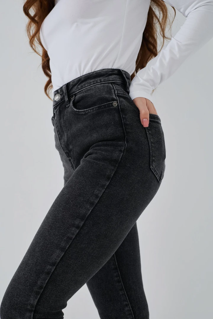 Джинси Slim Fit жіночі On me 3103 baza 32 Темно-сірий (2000989542063D)  Фото №1