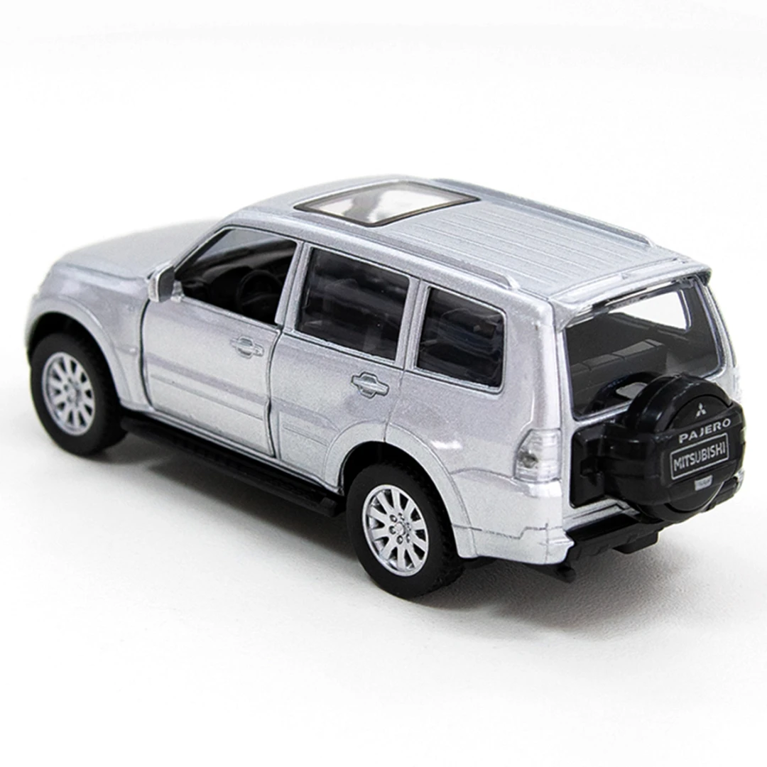 Автомодель MITSUBISHI PAJERO 4WD TURBO TechnoDrive 250282 Срібний  Фото №1