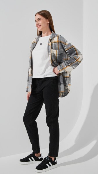 Купить Джинсы Mom Fit женские 3017 25 Черный Артикул: 2000999186509 Фото №3