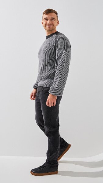 Купить Джинсы Regular Fit мужские HB400 28 Графитовый Артикул: 2000999193637 Фото №3