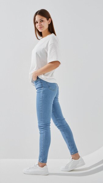 Купить Джинсы Slim Fit женские LAWA WBC02413 34 Светло-синий Артикул: 2000999394256 Фото №3
