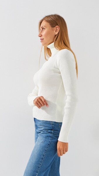 Купить Гольф однотонный женский LAWA WBC12262 S/M Молочный Артикул: 2888000014283 Фото №3