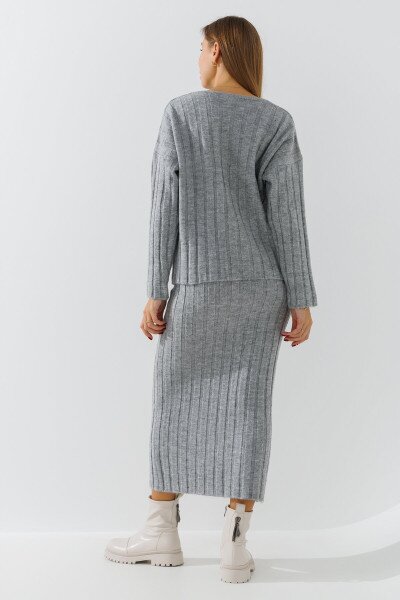Купити Костюм однотонний жіночий Park karon 8406 One Size Сірий Артикул: 2000990782359 Фото №5