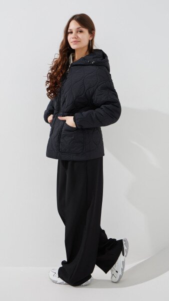 Купить Куртка однотонная женская LAWA WBC02487 M Черный Артикул: 2000999466694 Фото №4