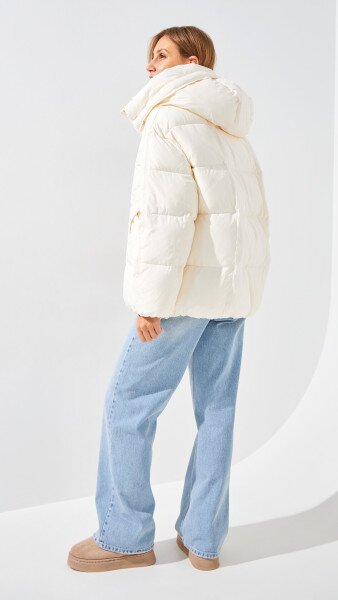 Купити Куртка однотонна жіноча On me TM-BF-C262 2XL Молочний Артикул: 2000999155321 Фото №6