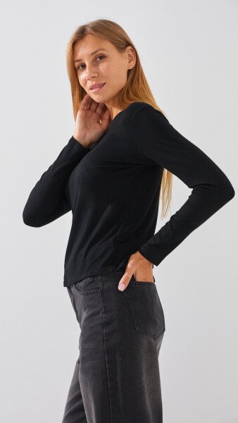 Купить Лонгслив однотонный женский Bclothing 8837 S Черный Артикул: 2000999178290 Фото №4