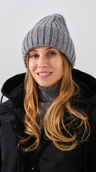 Купить Шапка женская N-2 One Size Серый Артикул: 2000999269035 Фото №1