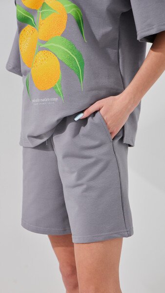 Купить Шорты трикотажные однотонные женские LAWA WBC02406 XS Графитовый Артикул: 2000999176555 Фото №2
