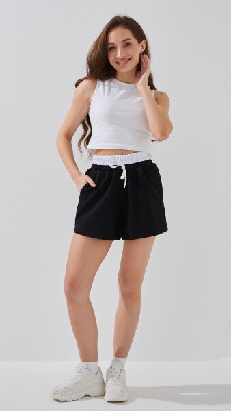 Купить Шорты трикотажные однотонные женские LAWA WTC02438 XS Черный Артикул: 2000999182693 Фото №3