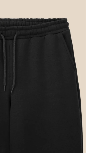 Купить Спортивные штаны джоггеры однотонные женские LAWA WBC02438 L Черный Артикул: 2000990760999 Фото №9