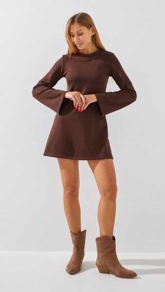 Купить Платье однотонное женское LAWA WTC02417 XS Шоколадный Артикул: 2888000019141 Фото №3