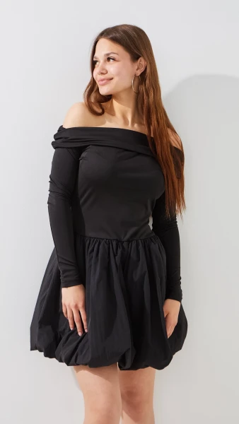 Купити Сукня однотонна жіноча LAWA WTC02475 XL Чорний Артикул: 2000999524349 Фото №1
