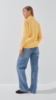 Купить Джемпер однотонный женский 04 One Size Бежевый Артикул: 2000999165948 Миниатюра фотографии № 5