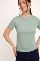 Футболка однотонная женская LAWA WBC02303 XS Зеленый  Фото №3