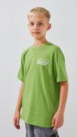 Футболка з принтом Reality для хлопчика LAWA P-BB02315 134 см Оливковий  Фото №1