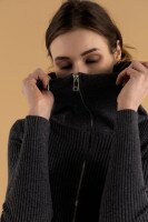 Кофта однотонна жіноча On me 2010 One Size Графітовий (2000990337528D)  Фото №3