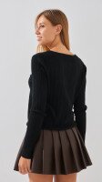 Купить Кофта однотонная женская On me 024 M Черный Артикул: 2000999183775 Миниатюра фотографии № 5