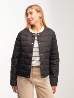Купити Куртка однотонна жіноча GENUA G01116-0003 XL Чорний Артикул: 2000999415760 Фото мініатюра № 1