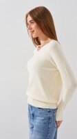 Пуловер однотонный женский On me YT2485 One Size Молочный  Фото №1