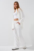 Рубашка однотонная женская On me 2414-K XS Молочный  Фото №2