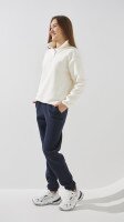 Купить Спортивные штаны джоггеры однотонные женские LAWA WBC02322 XS Графитовый Артикул: 2000990289247 Миниатюра фотографии № 3