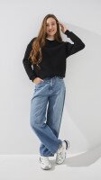 Купить Свитшот однотонный женский LAWA WBC02318 S Черный Артикул: 2000990123336 Миниатюра фотографии № 2