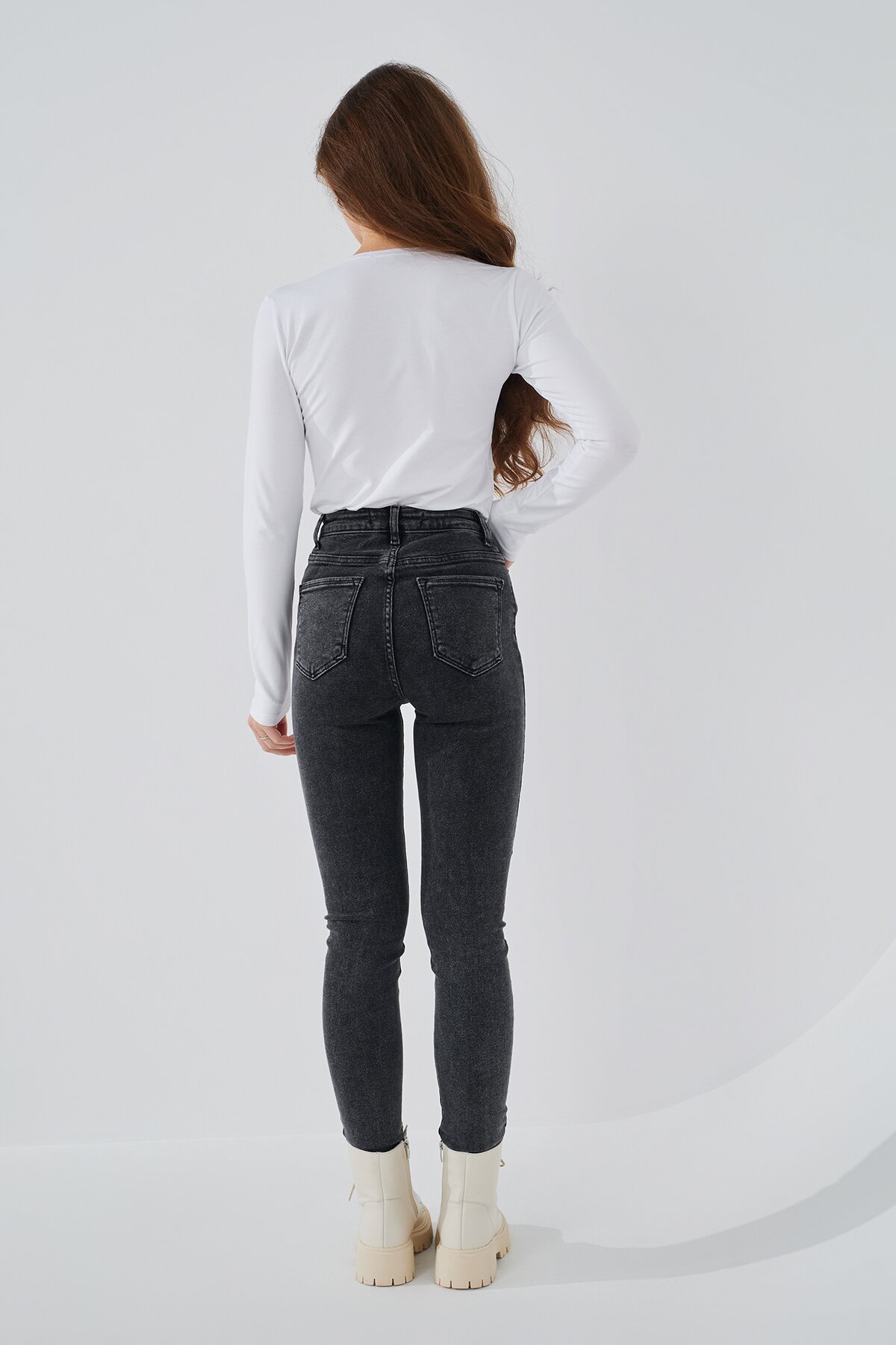 Джинсы Slim Fit женские On me 3103 baza 38 Темно-серый (2000989542094D)  Фото №3