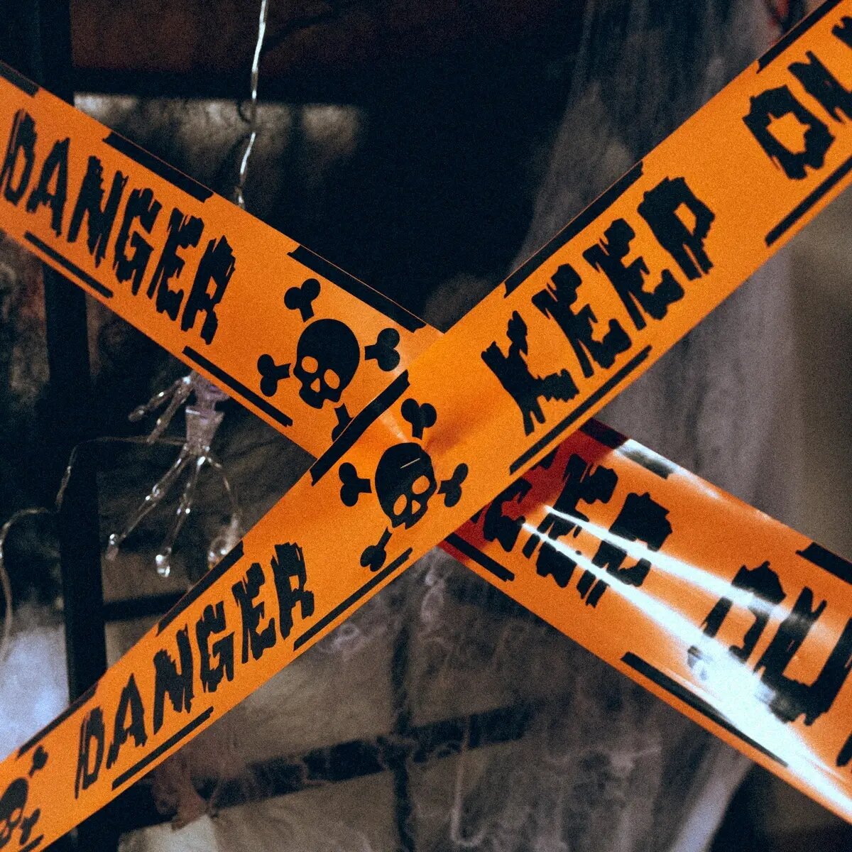 Стрічка сигнальна Yes! Fun Хелловін &quot;Scull Danger&quot; 974364 (2000990793188)  Фото №1