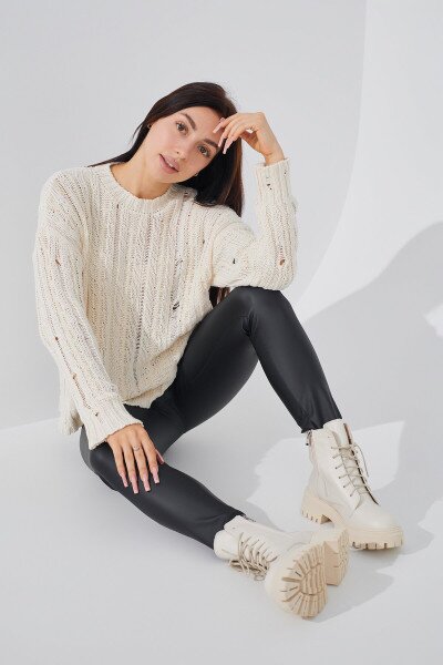 Джемпер однотонний жіночий Femme 1002 One Size Молочний (2000989870630D)