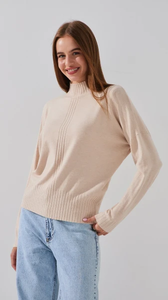 Купить Джемпер однотонный женский On me M2822-1 One Size Бежевый Артикул: 2000999153617 Фото №1