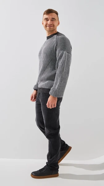 Купить Джинсы Regular Fit мужские HB400 28 Графитовый Артикул: 2000999193637 Фото №3