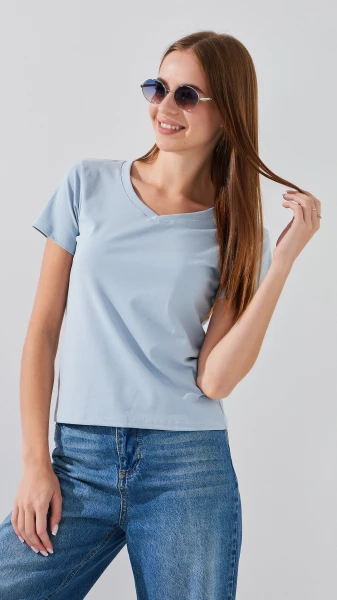 Купить Футболка однотонная женская Na Fan 002 One Size Голубой Артикул: 2000991047716 Фото №3