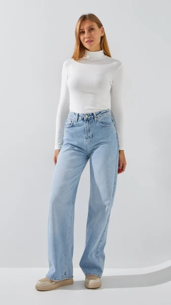 Купить Гольф однотонный женский 2512 42 Молочный Артикул: 2000999287442 Фото №2