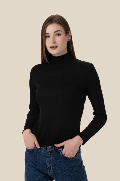 Гольф однотонный женский LAWA WBC02341 XS Черный