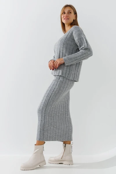 Купити Костюм однотонний жіночий Park karon 8406 One Size Сірий Артикул: 2000990782359 Фото №4