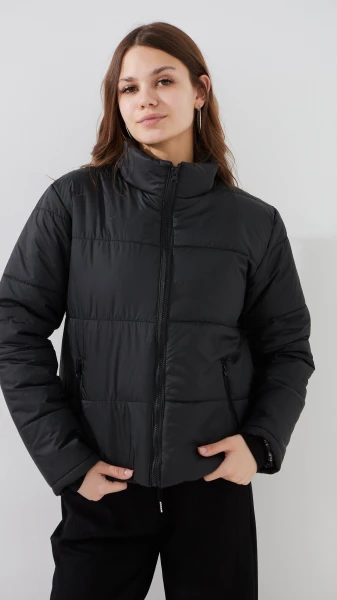 Купить Куртка однотонная женская GENUA G01116-0002 52 Черный Артикул: 2000999457463 Фото №1