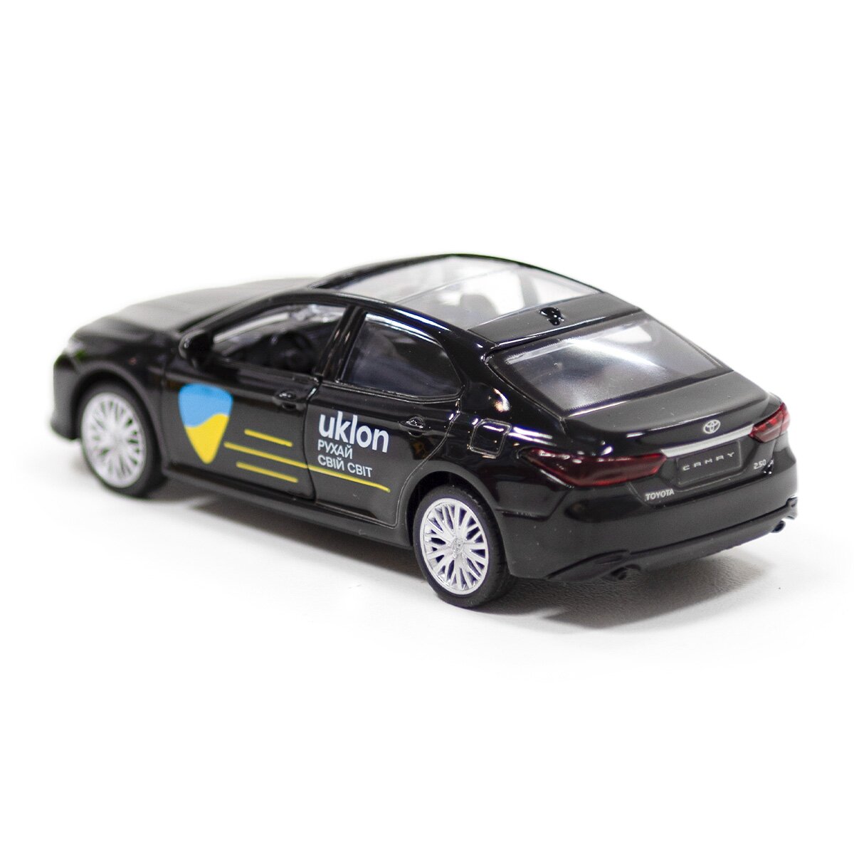 Автомодель Toyota Camry Uklon TechnoDrive 250292 Черный (6900007324090)  Фото №4