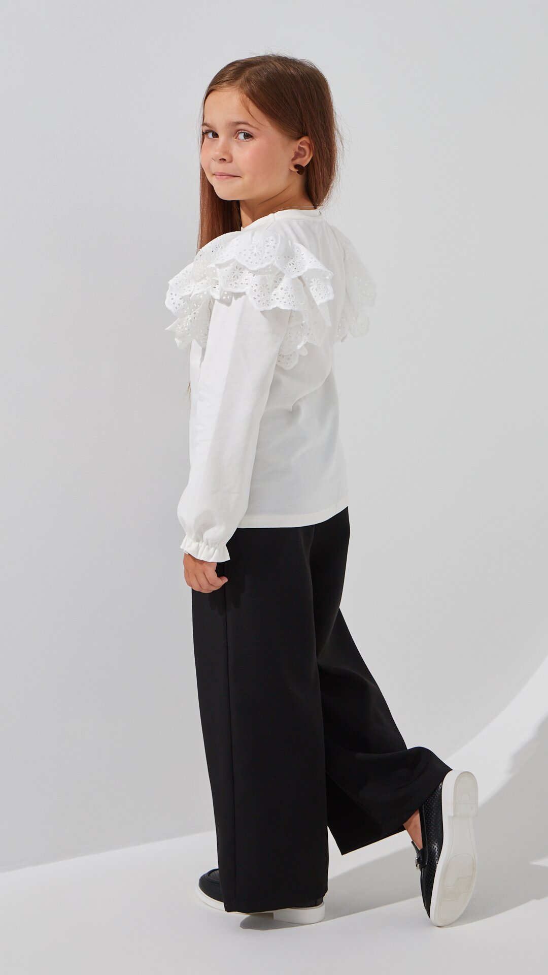 Купити Блуза трикотажна для дівчинки Aura Style 860 122 см Молочний Артикул: 2000999197642 Фото повноекранне №4
