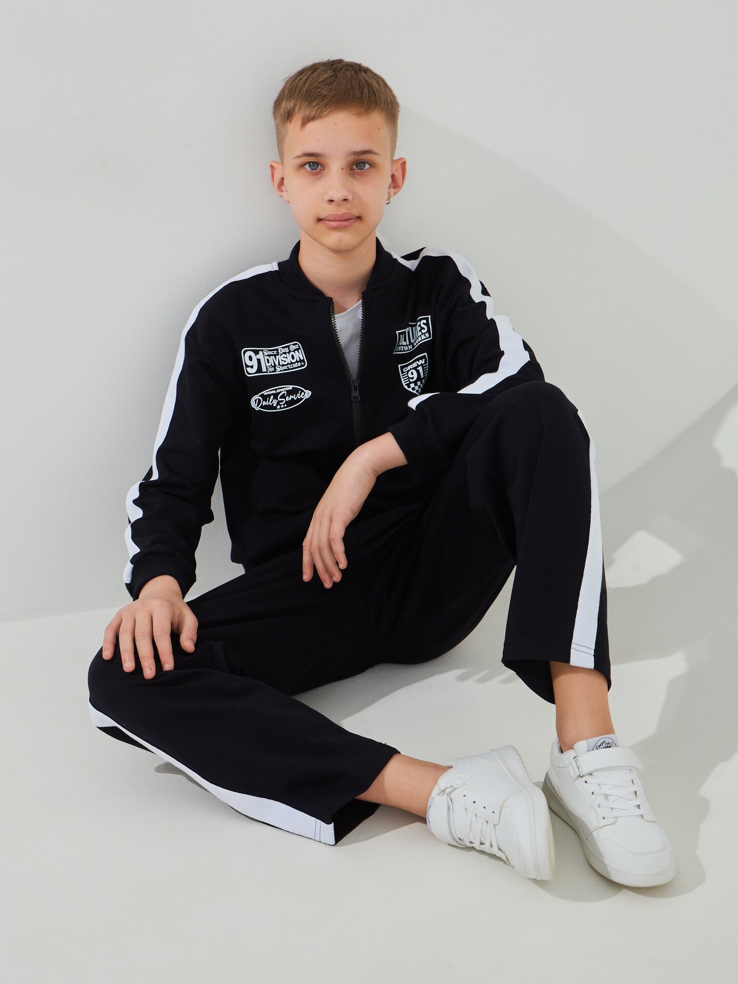 Купити Бомбер для хлопчика LAWA P-BB02337 146 см Темно-синій Артикул: 2000999586248 Фото повноекранне №4
