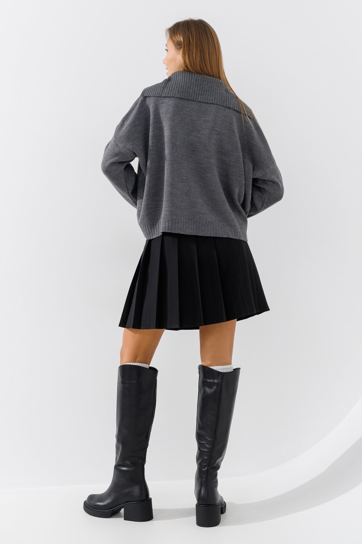 Джемпер однотонный женский 6509 One Size Темно-серый  Фото №4