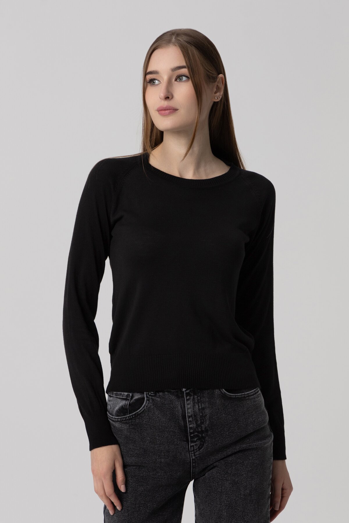 Джемпер однотонний жіночий Park karon 10285 One Size Чорний (2000989850335D)  Фото №0