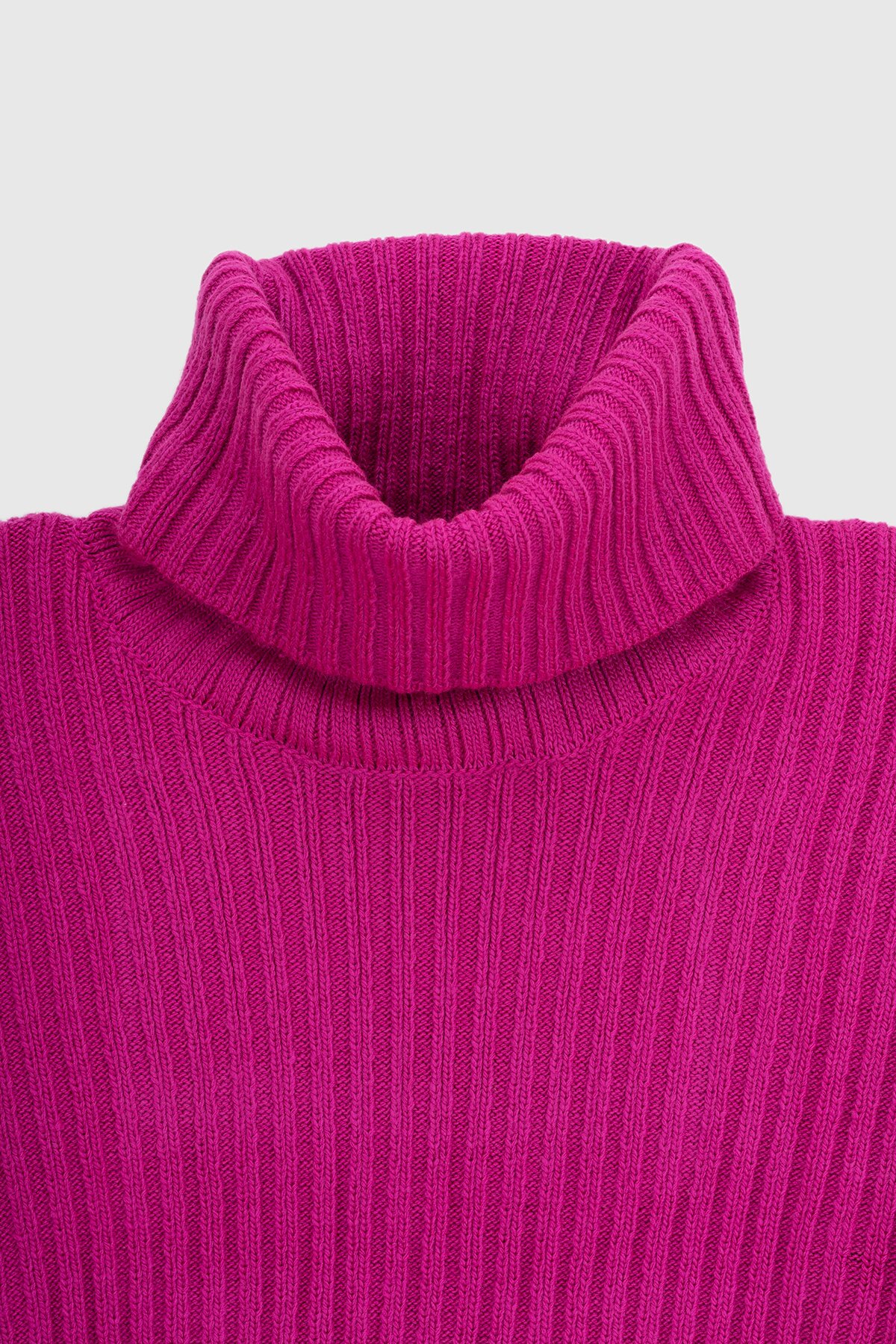 Джемпер однотонный женский Femme 1013 One Size Малиновый (2000989871088W)  Фото №9