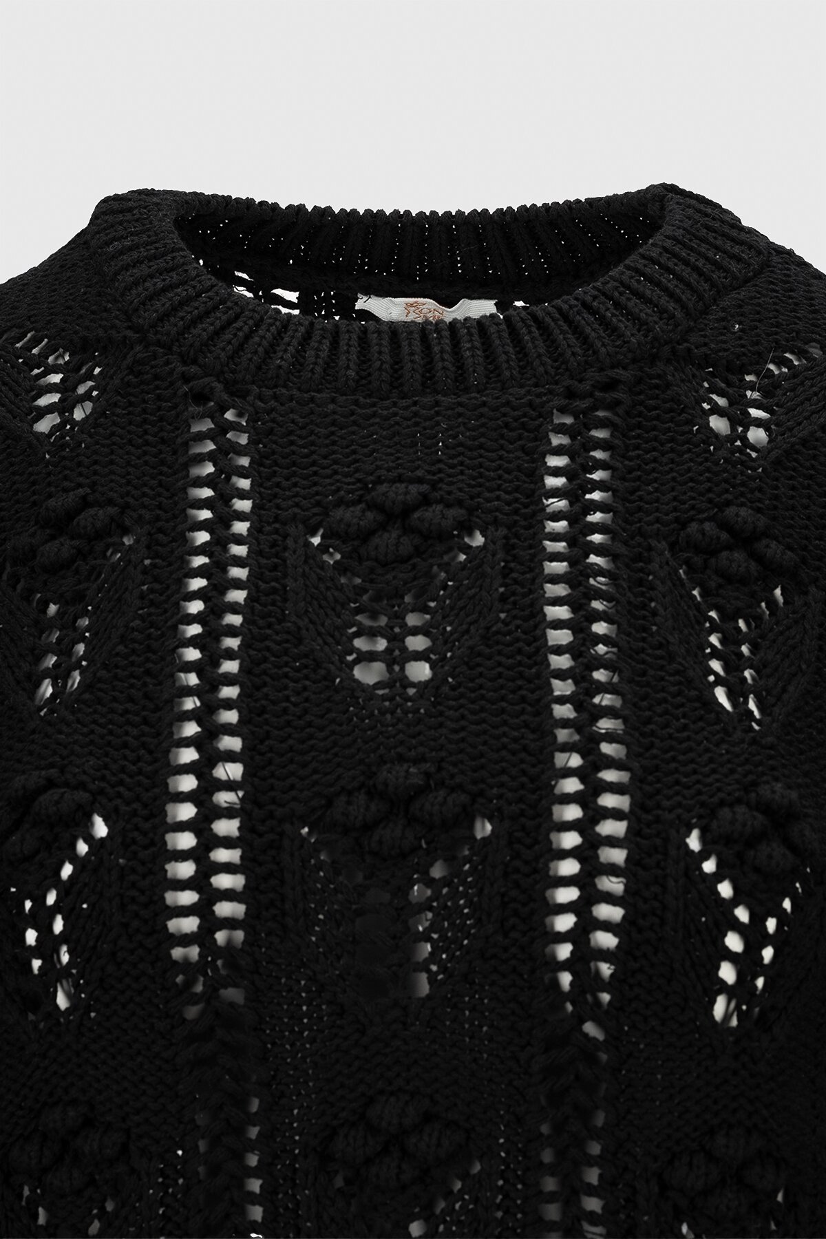 Джемпер однотонний жіночий Femme 2022 One Size Чорний (2000990221414D)  Фото №7