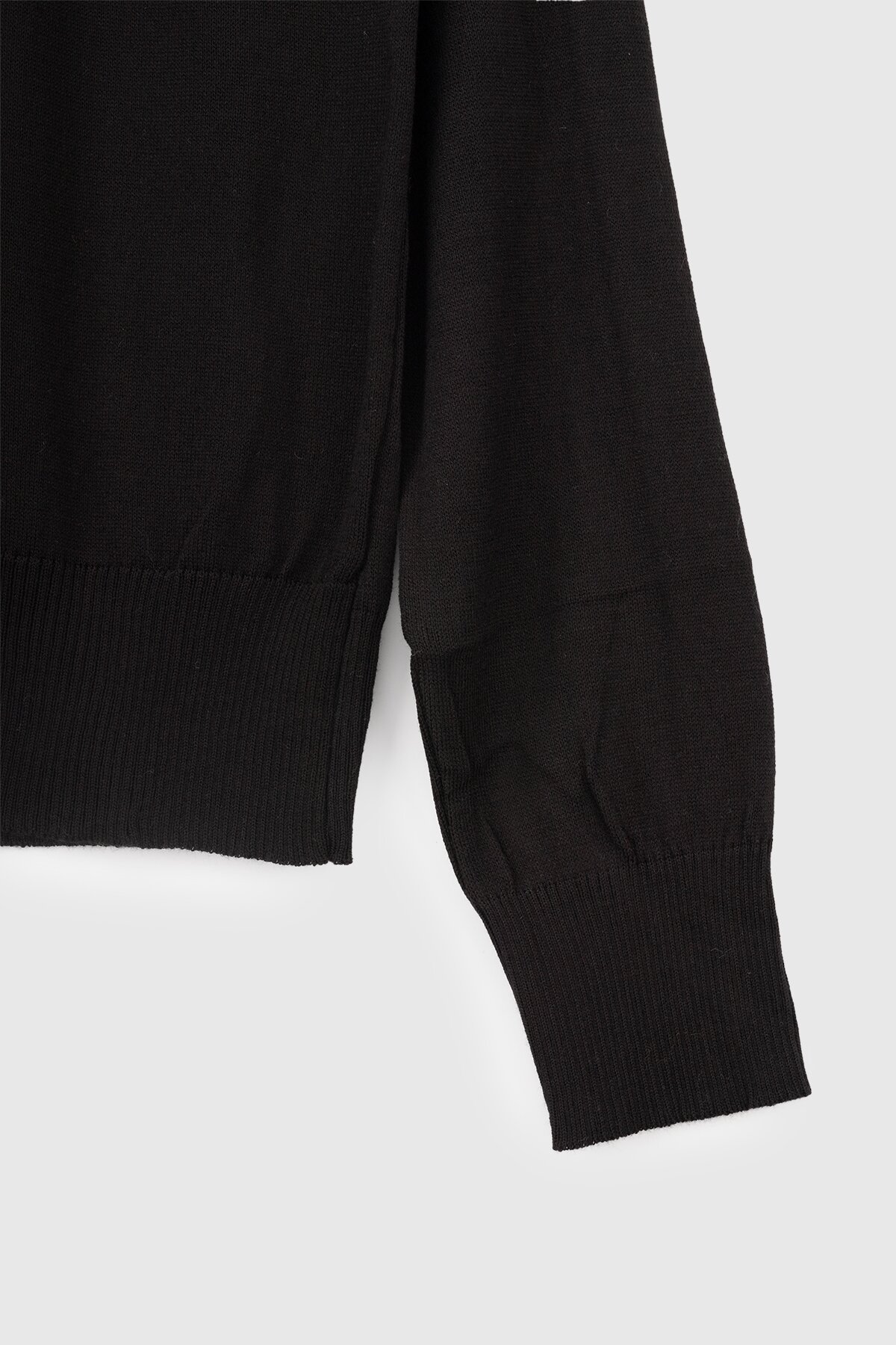 Джемпер однотонний жіночий Park karon 10285 One Size Чорний (2000989850335D)  Фото №9