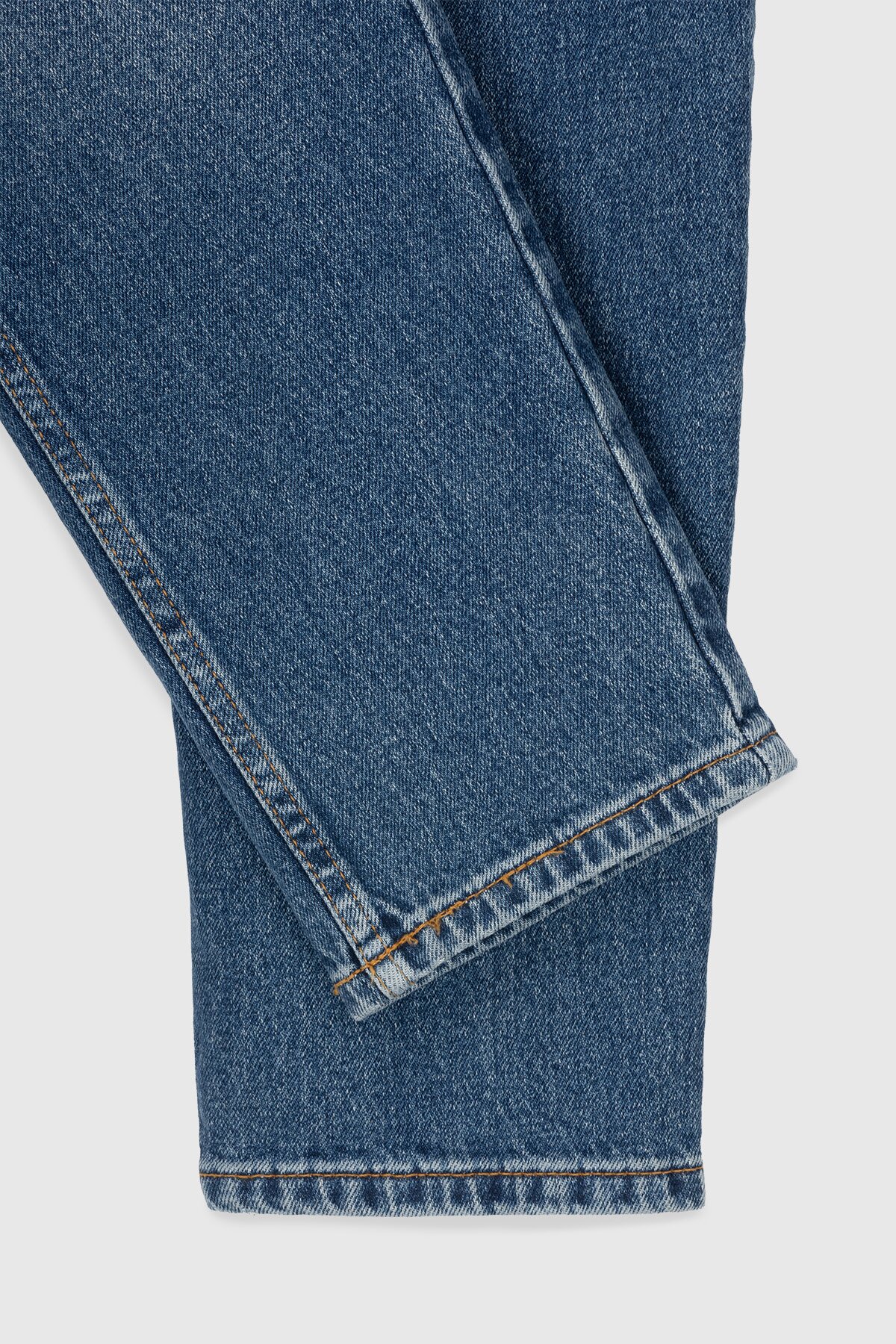 Джинсы однотонные Mom Fit женские D-655 34 Синий (2000990276254D)  Фото №8