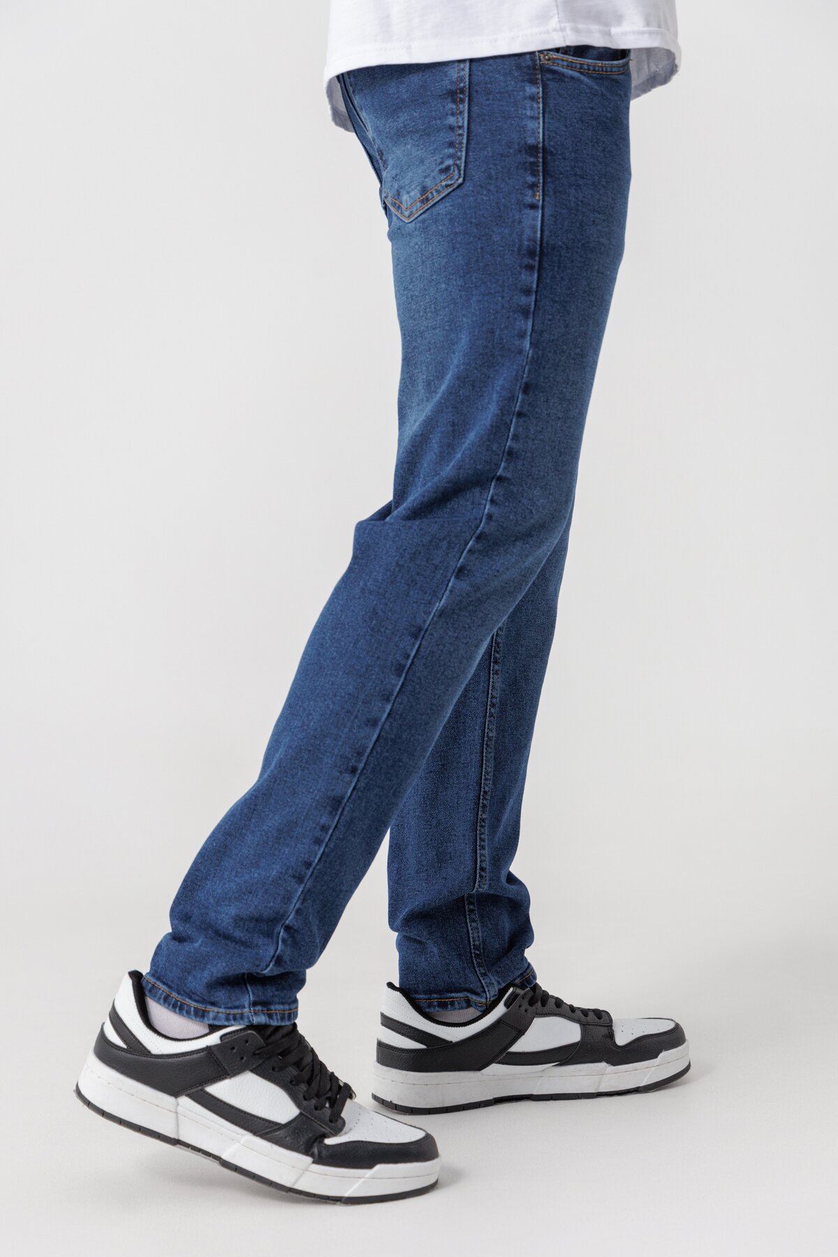 Джинси Slim Fit чоловічі Blackwan BW-249 30 Темно-синій (2000990505316D)  Фото №3