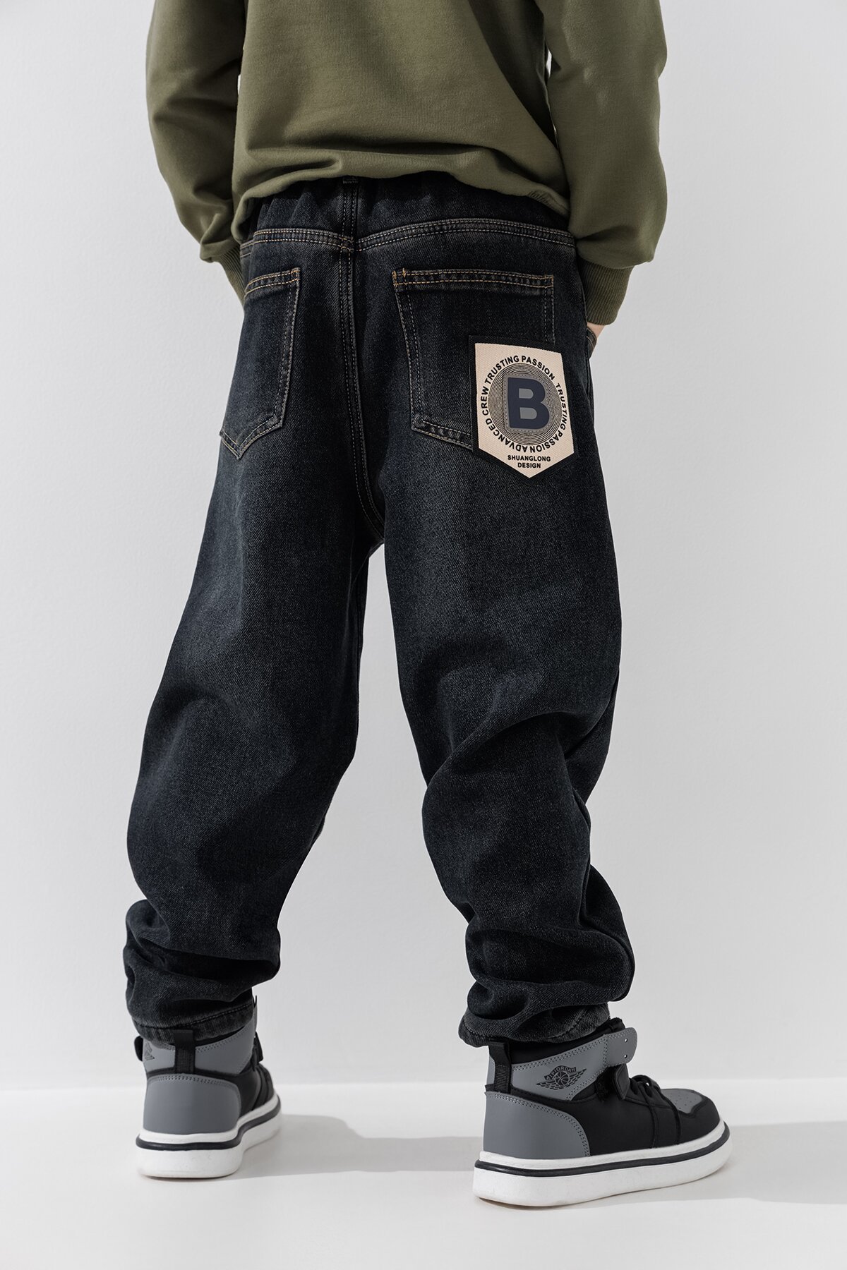 Джинси Slim Fit для хлопчика MOYABERLA 2636 110 см Чорний  Фото №3