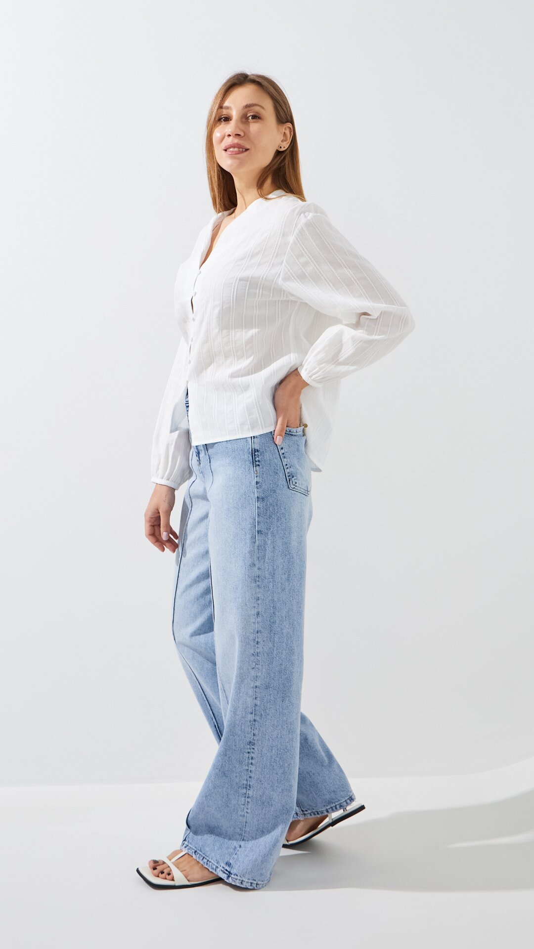 Купити Джинси Baggy жіночі GENUA G01107-0022 40 Блакитний Артикул: 2000999532764 Фото повноекранне №3