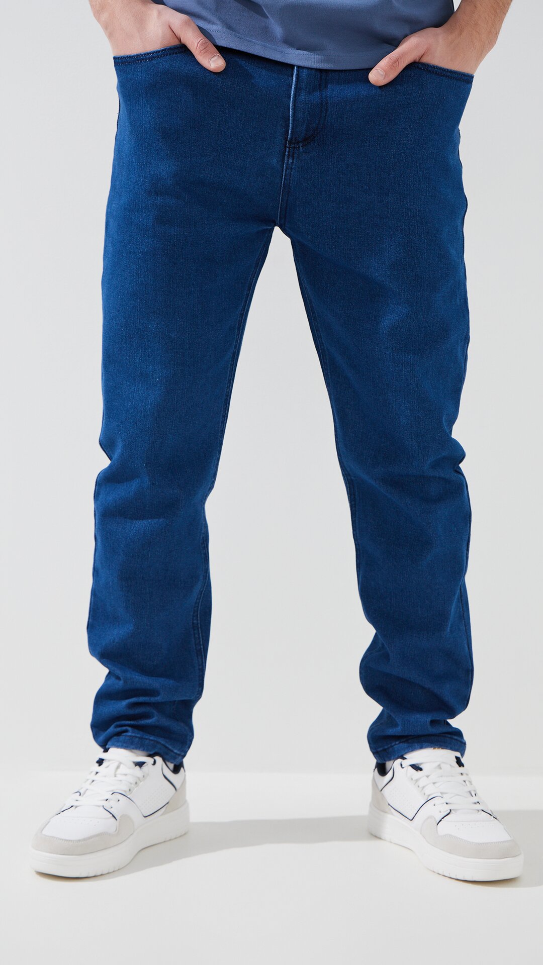 Купити Джинси Slim Fit однотонні чоловічі 902 29 Синій Артикул: 2000999453557 Фото повноекранне №1